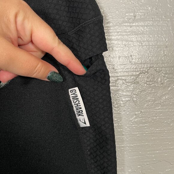 Gymshark Women L Black Textured Sculpting Leggings Pocket Athletic Workout - Picture 5 of 9